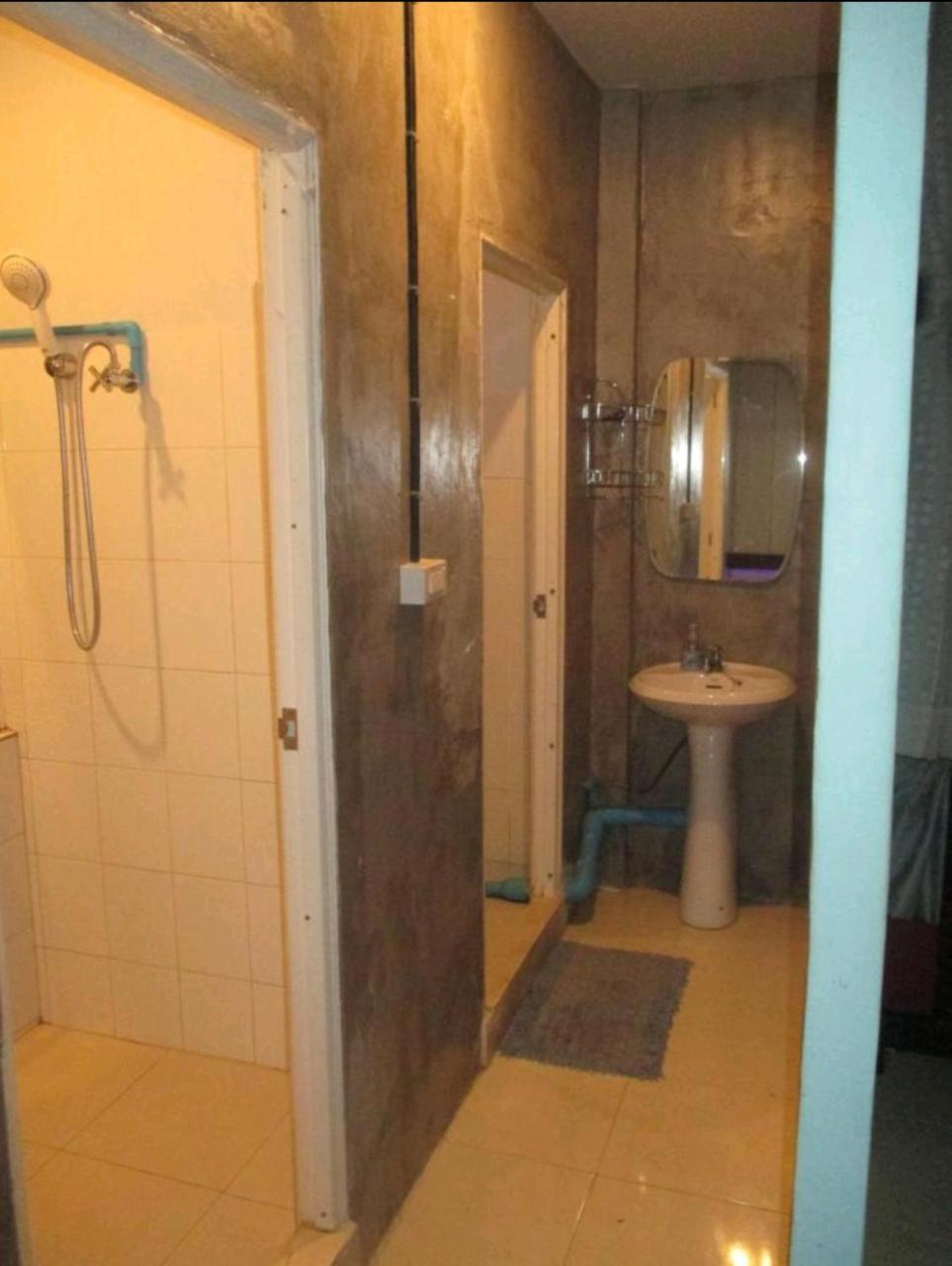 Neverland Dorm Kepulauan Phi Phi Bagian luar foto