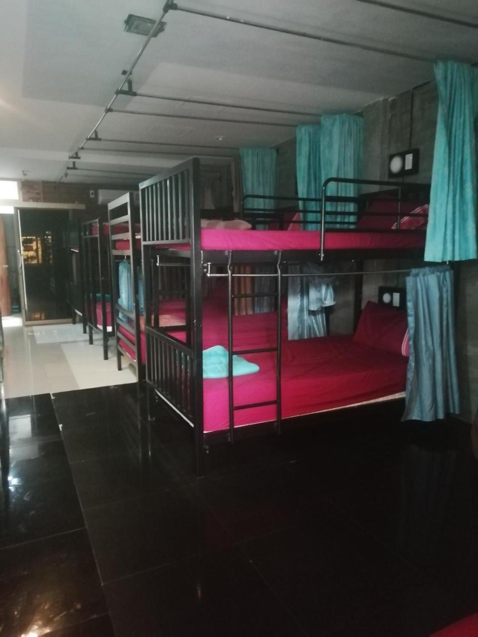 Neverland Dorm Kepulauan Phi Phi Bagian luar foto